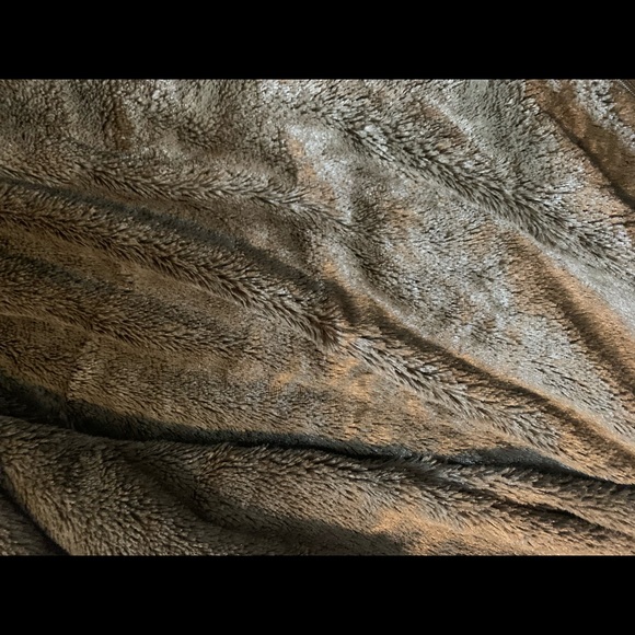 Ashley 26 international fur lined jacket - Picture 8 of 10